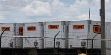 The Fall of a Trucking Giant: Why Yellow Is on the Verge of Collapse