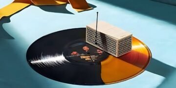 This Clever, Portable Record Player Is $90 Right Now