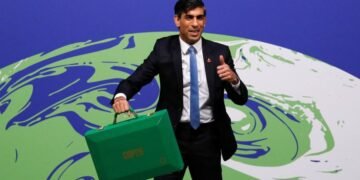 UK government faces fresh legal action over its climate strategy