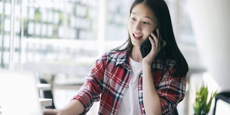 3 Surprising Phone Interview Tips To Get You A Follow-Up