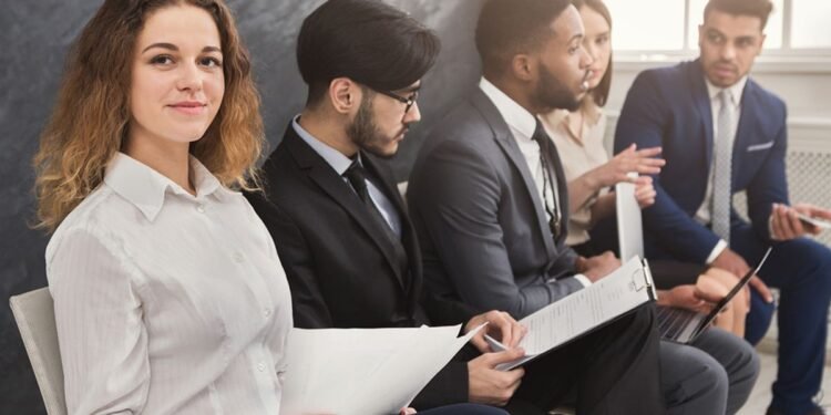 4 Phrases To Never Include On Your Resume