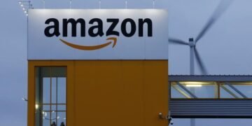 Amazon soars on 'game-changing' quarter, iPhone slump drags Apple By Reuters