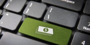 Apollo.io Raises $100M in Series D Funding Round Led by Bain Capital Ventures (BCV) at Valuation of $1.6B