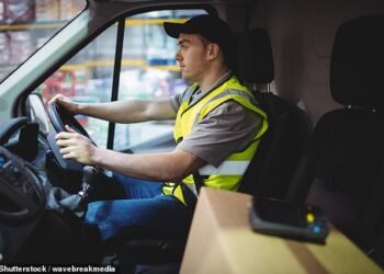Logistics and warehouse saw the biggest rise in vacancies as demand from firms remain high