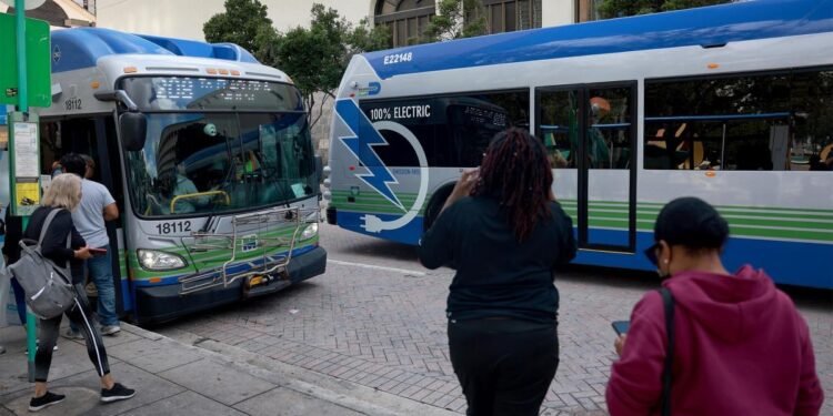 Electric Vehicle Tech Maker Proterra Files for Bankruptcy