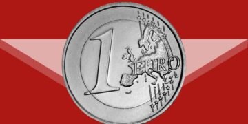 Euro weakens as traders bet inflation data pushes ECB to hold rates