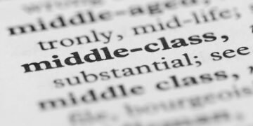 Centre stage: That Antipodean everyman or woman, right in the middle of the wealth range, had net assets of nearly $275,000, or £215,000