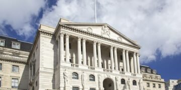 The Bank of England decided to hike the base rate to 5.25% earlier today