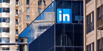 How to Get All-Star Status on LinkedIn