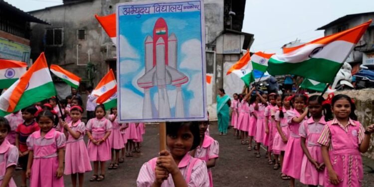 India prepares for ambitious landing on Moon’s South Pole