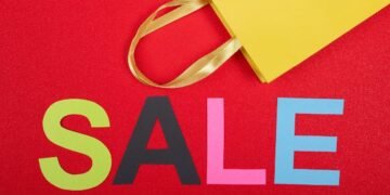 Is It Time To Consider Discount Retail Stocks Amid Recession Talk?