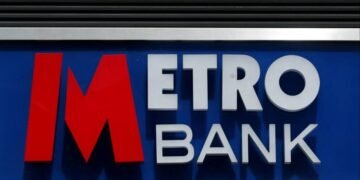 Metro Bank returns to profit on higher interest rates and cost controls