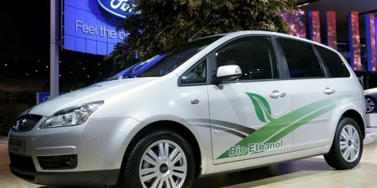 NHTSA probes 2022 Ford Mach-E recall as problems persist