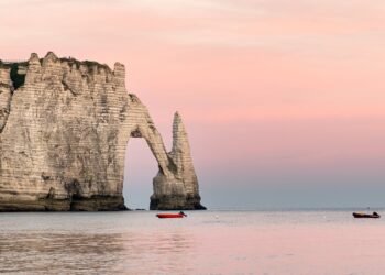 17 Best Beaches in France For Surfing, Sailing, or Sunbathing