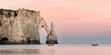 17 Best Beaches in France For Surfing, Sailing, or Sunbathing