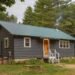 19 Best Airbnbs in Maine, From Kennebunkport to Acadia (2023)