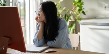 3 Easy Ways To Get Through The Workday