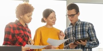3 Ways Young Professionals Can Gain Confidence At Work