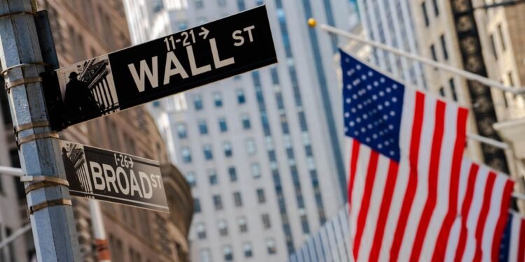 An 8.7%-Yielding Mini-Portfolio The Pros Just Hate