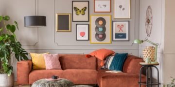 Avoid These Common Gallery Wall Mistakes