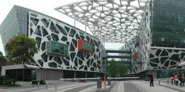 China Sees Healthy Inflation, Alibaba Leadership Reshuffle Goes Effective