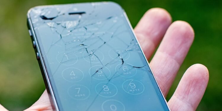 Dow Jones Futures: S&P 500 Breaks Key Level On Fed Fears, Apple Woes; What To Do Now