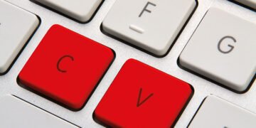 Financial Adviser 2B: Top tips for stand-out CVs