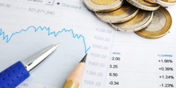 Gold Prices Drop as US Dollar Surges Following Federal Reserve’s Policy Meeting