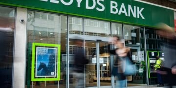 Deactivated: The withdrawal of most Lloyds' passbooks will take place between October and the end of the year