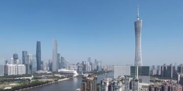 Mainland Investors & Listed Companies Buy The Hong Kong Dip