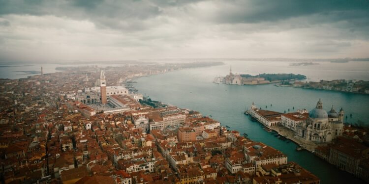 Condé Nast Traveler