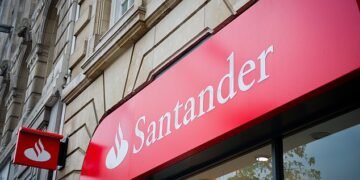 Santander launches best buy easy-access account paying 5.2%