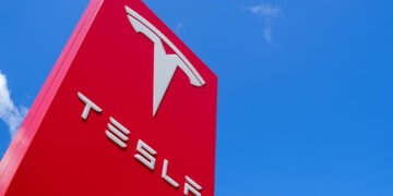 Tesla, Nvidia, Fidelity National Financial, Oracle, and More Stock Market Movers