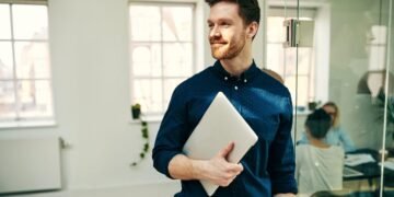 The Most Effective Ways to Deal With Entitled Coworkers