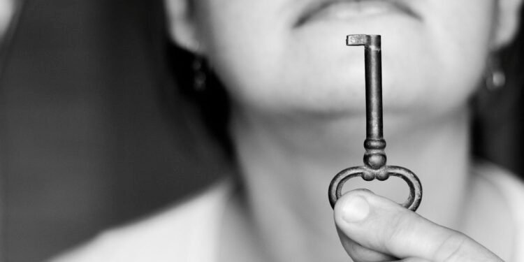 The Situations Where It's Best to Keep Quiet