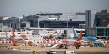 UK government ignored advice to identify buildings with lightweight concrete