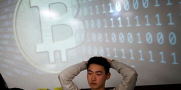 Weekly close risks BTC price