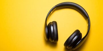 What is Product-Market Fit? Definition, Examples and Complete Guide