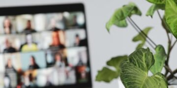 What is a Hybrid Model in Business?