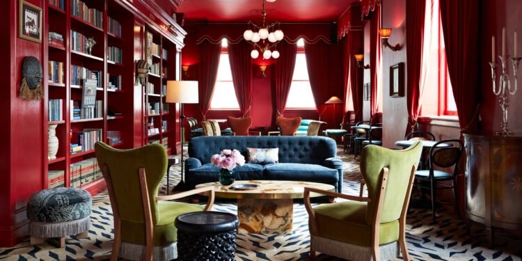 24 Best Bars in New Orleans