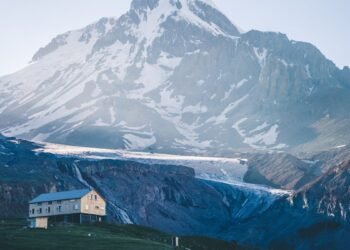 25 Airbnbs with the Best Views, From Santorini to the Himalayas