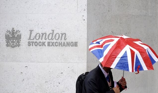 BUSINESS CLOSE: HL and AJ Bell assets soar; Hipgnosis strategic review; Fund firms struggle for inflows