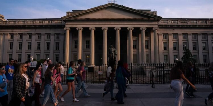 Bond Markets Are on Edge. Today’s Treasury Auction Announcement Might Not Calm Nerves.