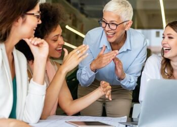 How To Become The Boss Everyone Loves And Respects