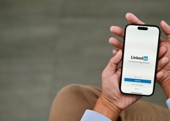 LinkedIn For Beginners: The #1 Thing Job Seekers Need To Do