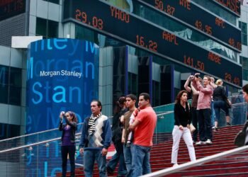Morgan Stanley Earnings Top Estimates
