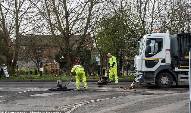 The AA has called for the urgent release of funding promised from HS2 savings to help address the nation's 'pothole plague'