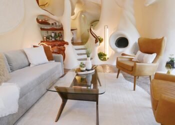 11 Top Rated Airbnbs Across the US