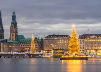 19 Germany Christmas Markets for Mulled Wine, Choir Music, and Gingerbread