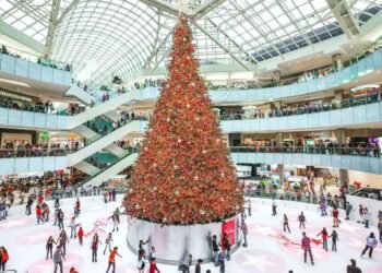 23 of the Best Places to Spend Christmas in America